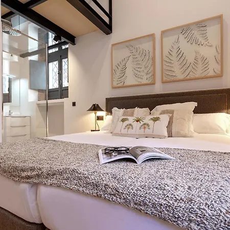 Genteel Almansa * إشبيلية